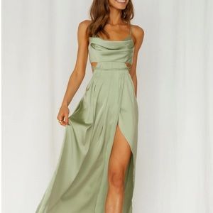 Reveal your mind midi dress Hello Molly size small